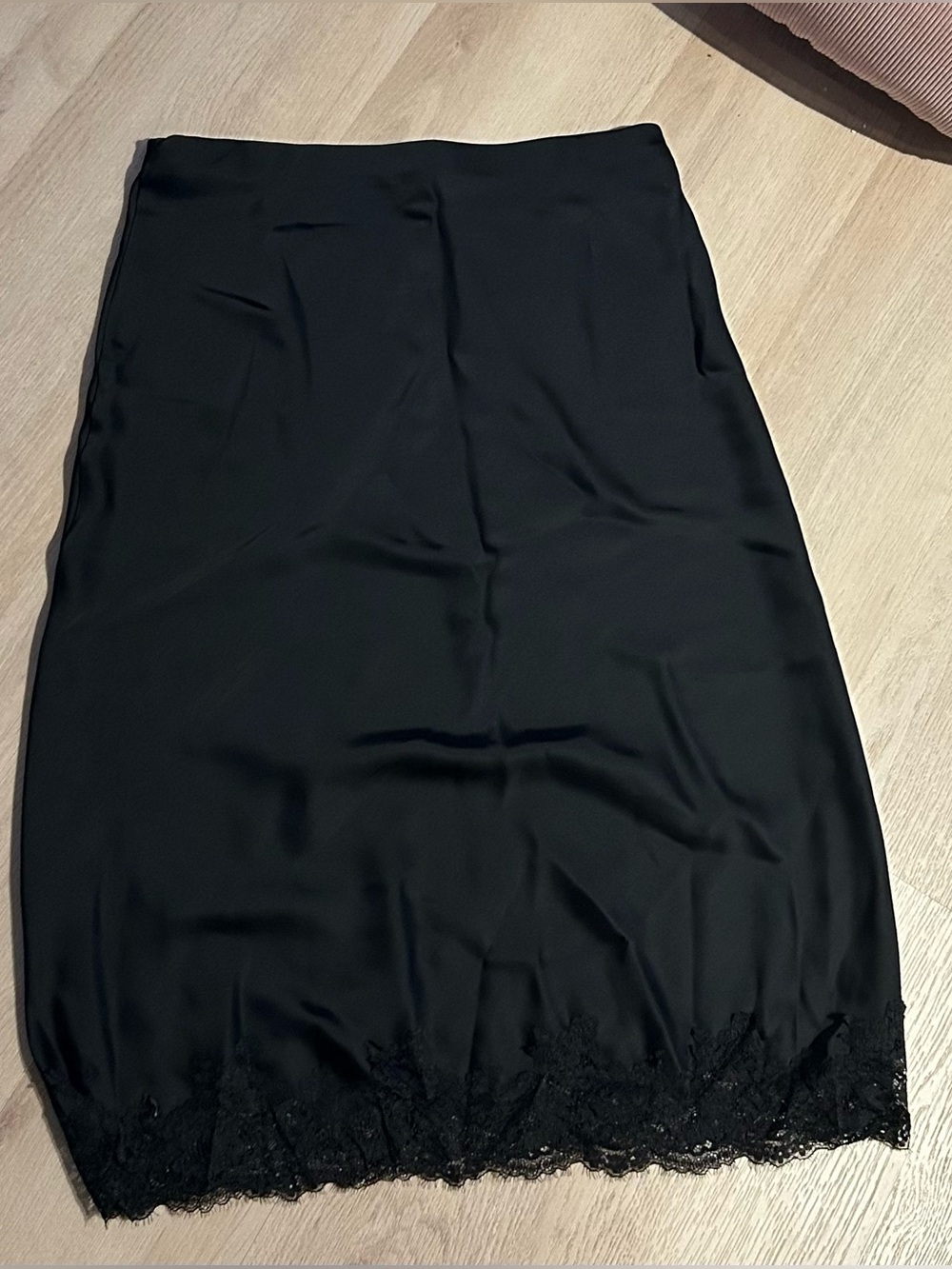 Dynamite Black Midi Skirt with Lace Hem